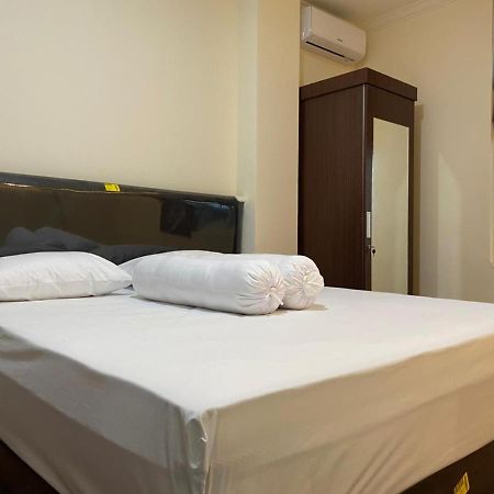 Mapala Guest House Makassar Redpartner מראה חיצוני תמונה