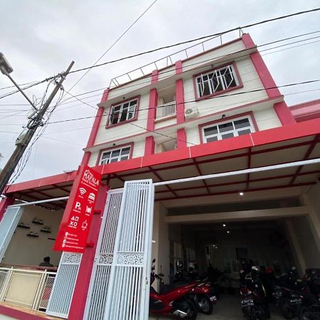 Mapala Guest House Makassar Redpartner מראה חיצוני תמונה